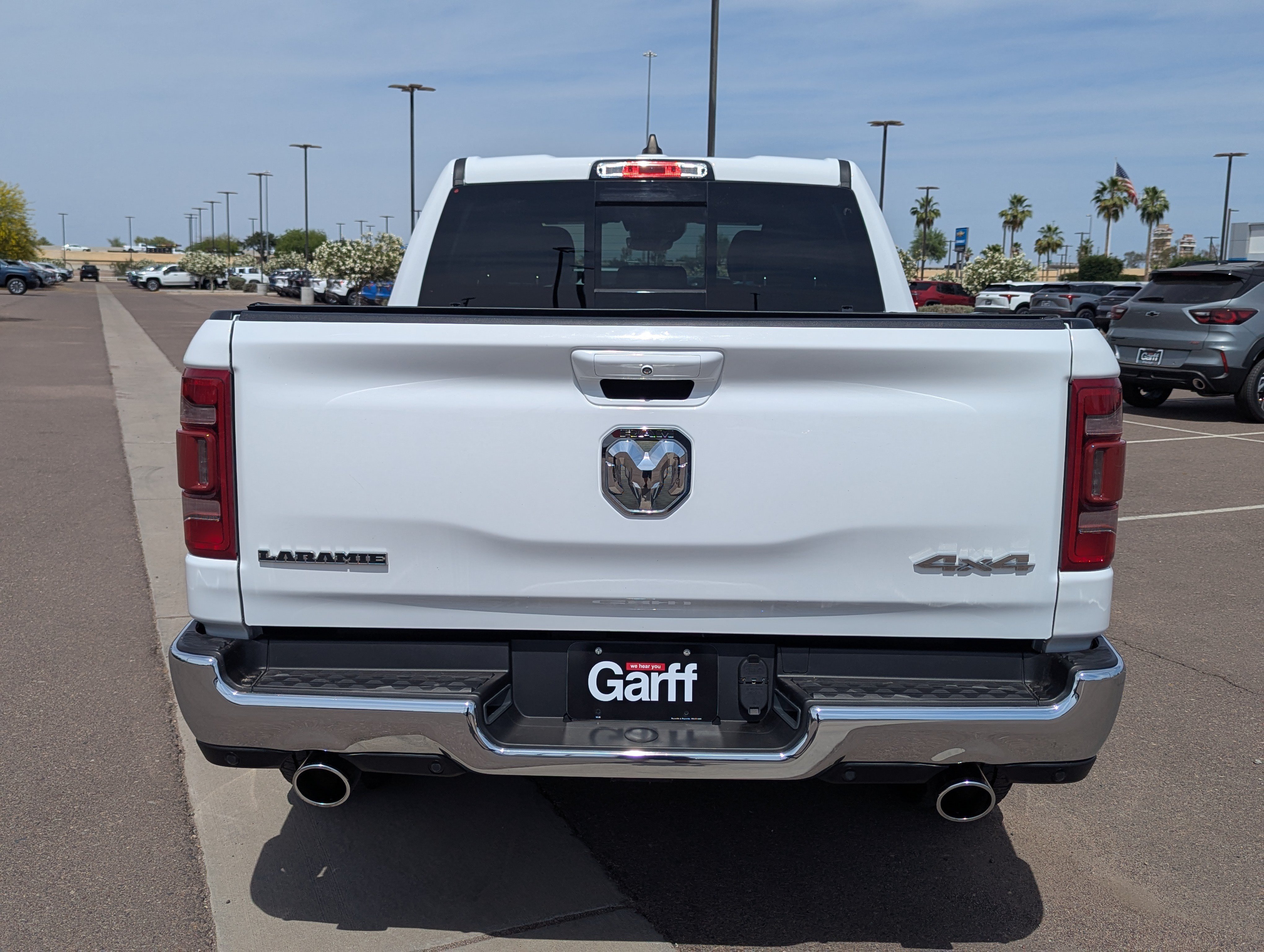 Used 2024 RAM 1500 Laramie AWD/4WD image 4