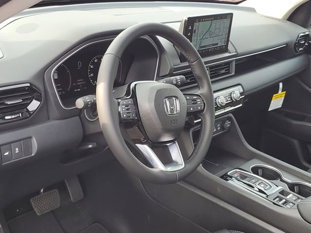 New 2025 Honda Pilot Touring image 15