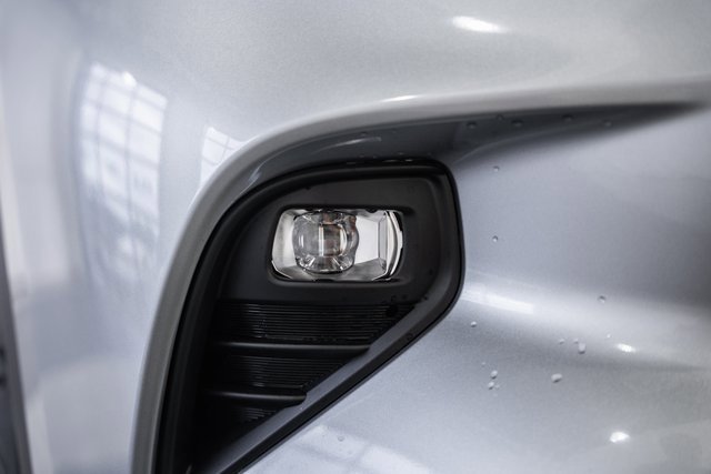 New 2025 Toyota Highlander Platinum image 13