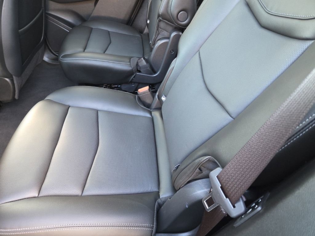 Used 2023 Cadillac XT6 Sport image 31