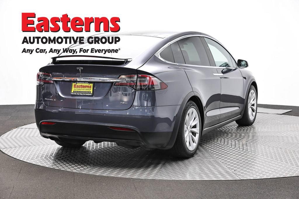 Used 2018 Tesla Model X 75D AWD/4WD image 5