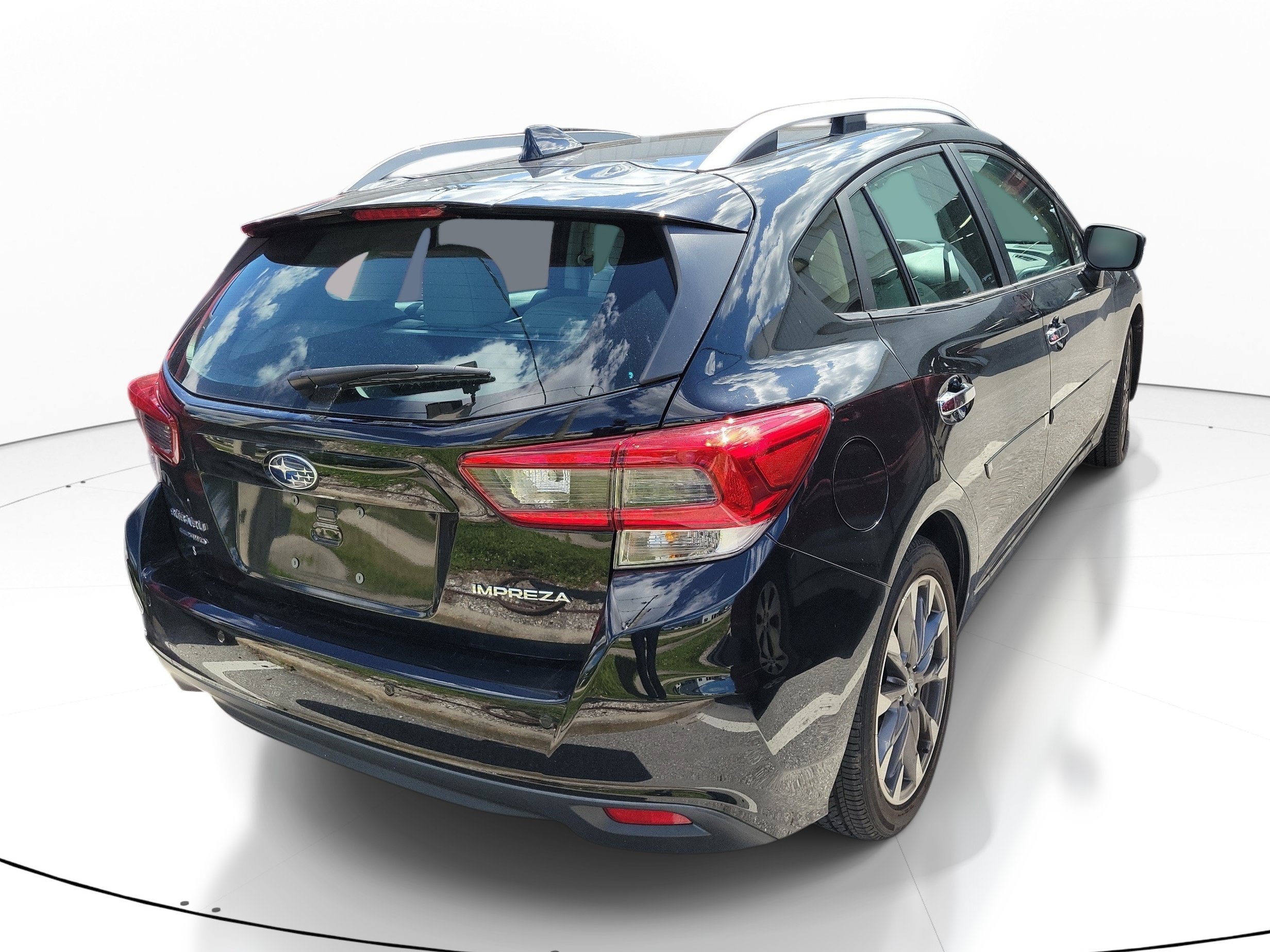 Used 2023 Subaru Impreza 2.0i Limited w/ Popular Package #2 AWD/4WD image 9