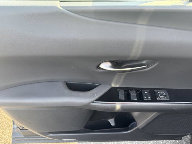 Used 2024 Lexus UX 250h AWD w/ Premium Package image 27