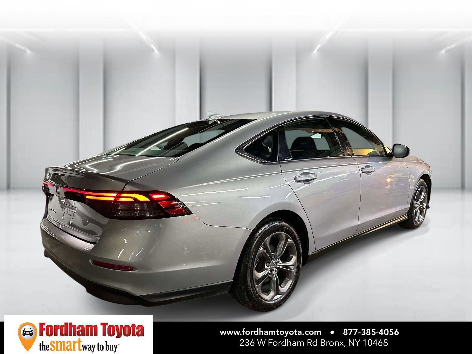 Used 2023 Honda Accord EX image 4