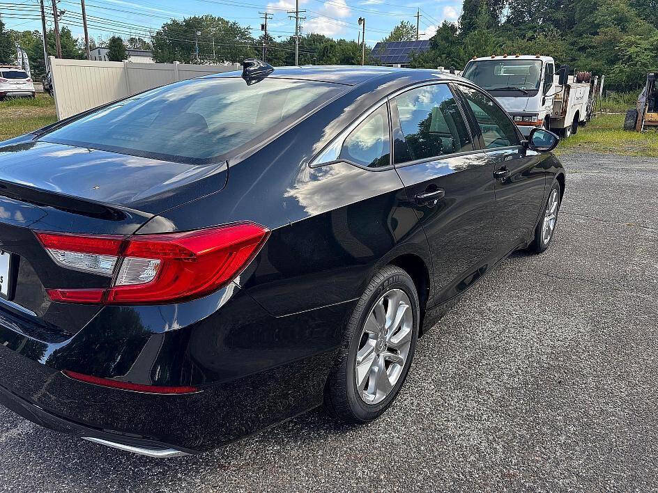 Used 2018 Honda Accord LX image 8