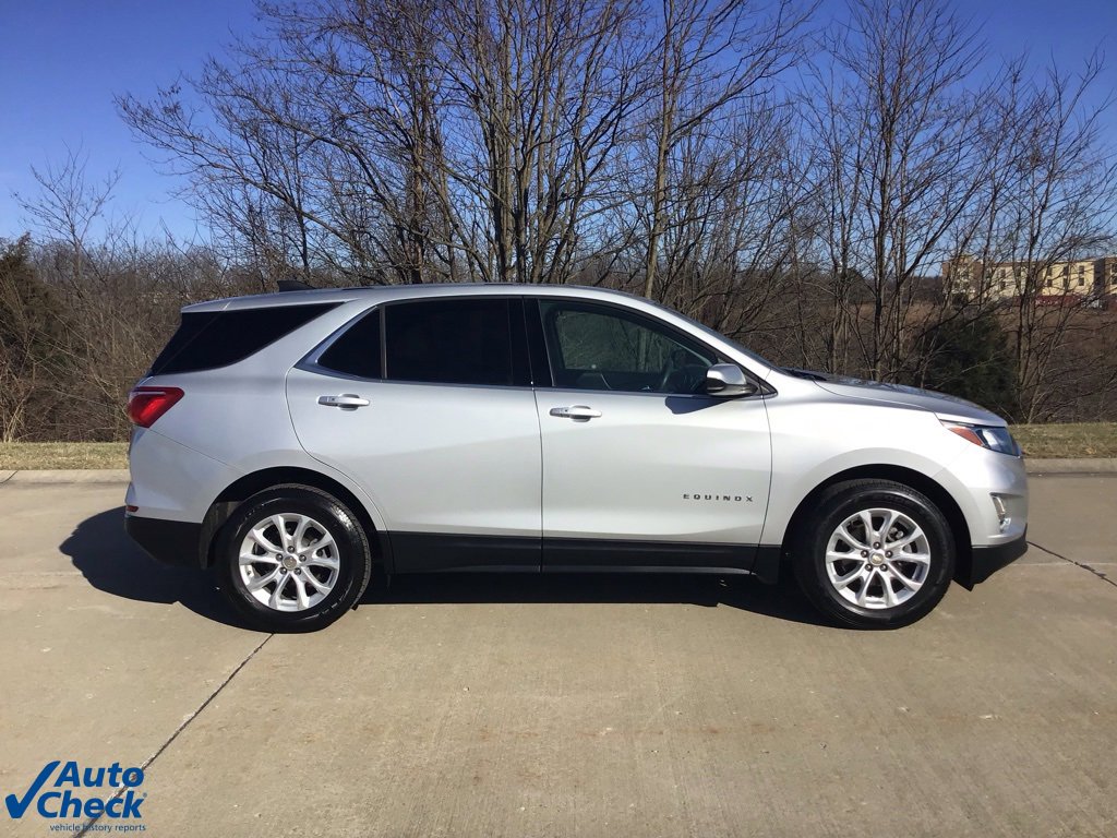 Used 2019 Chevrolet Equinox LT image 2