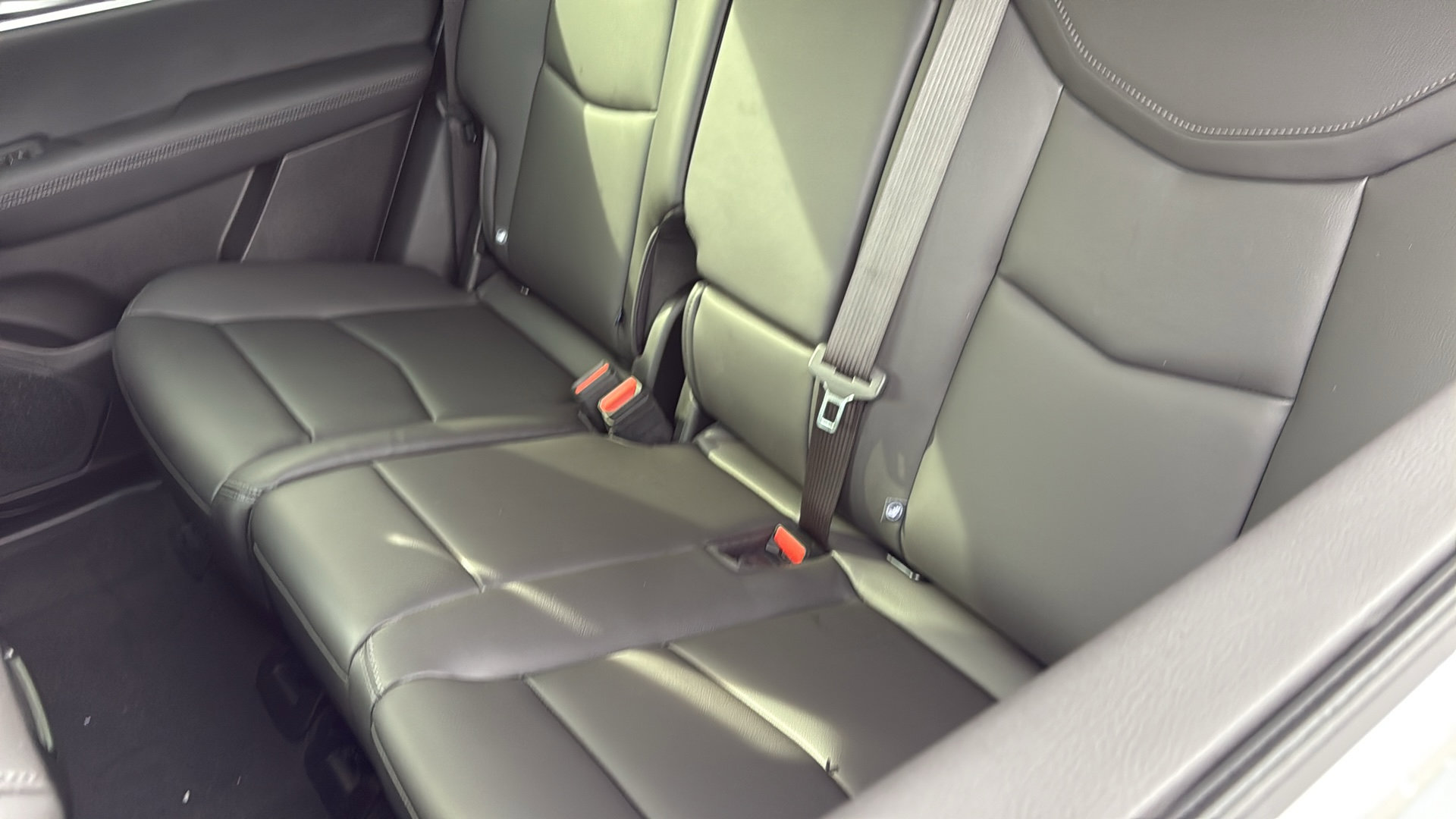 New 2026 Cadillac XT5 Luxury w/ LPO, Floor Liner Package image 31