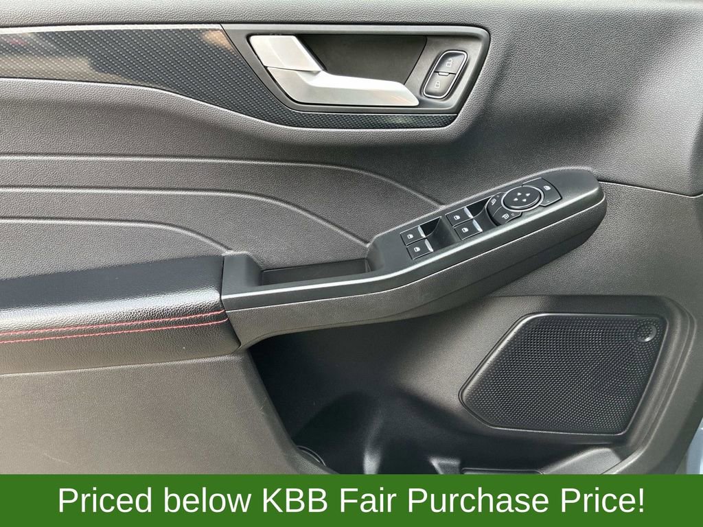 Used 2024 Ford Escape ST-Line image 21