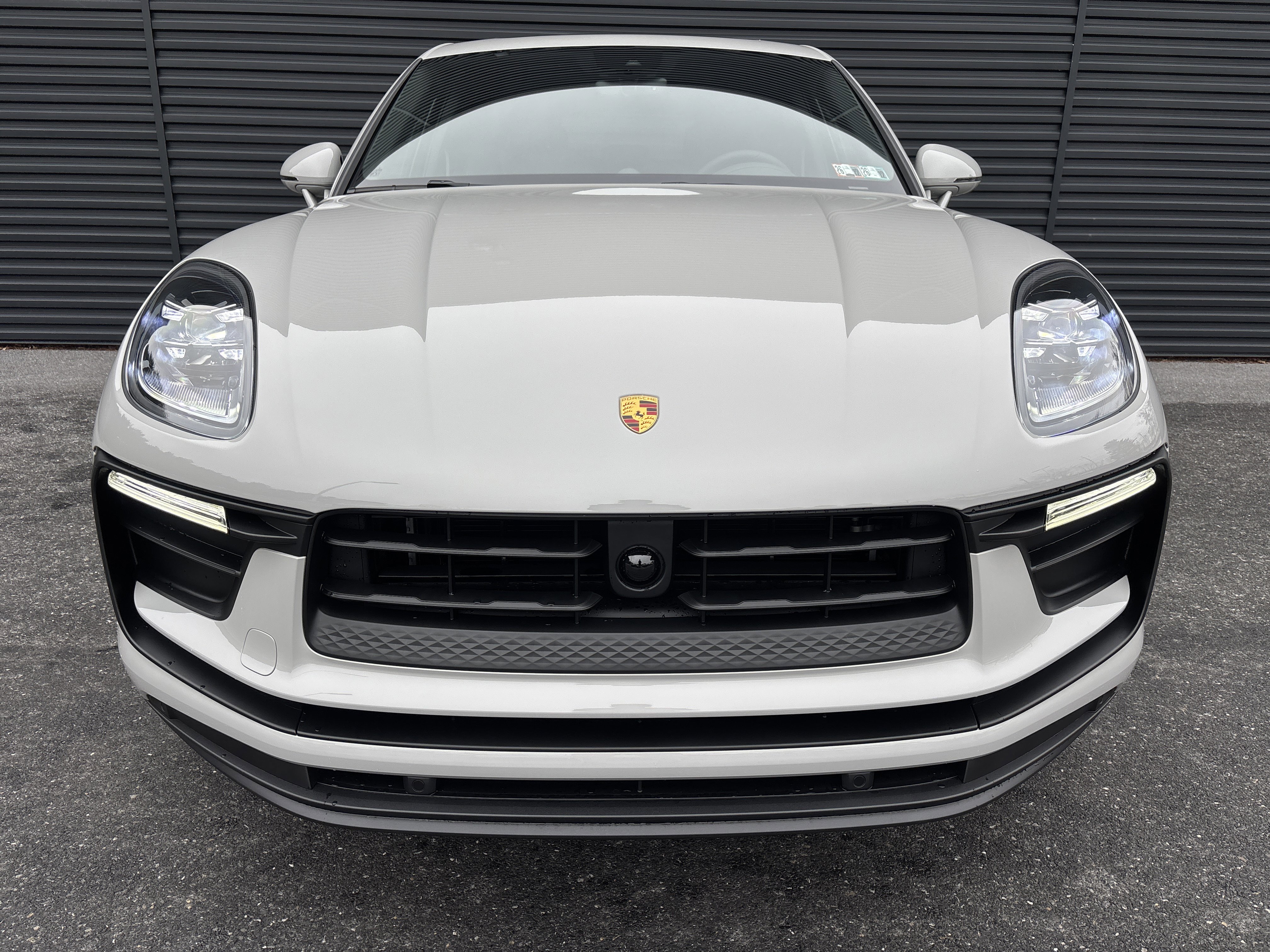 New 2026 Porsche Macan image 8