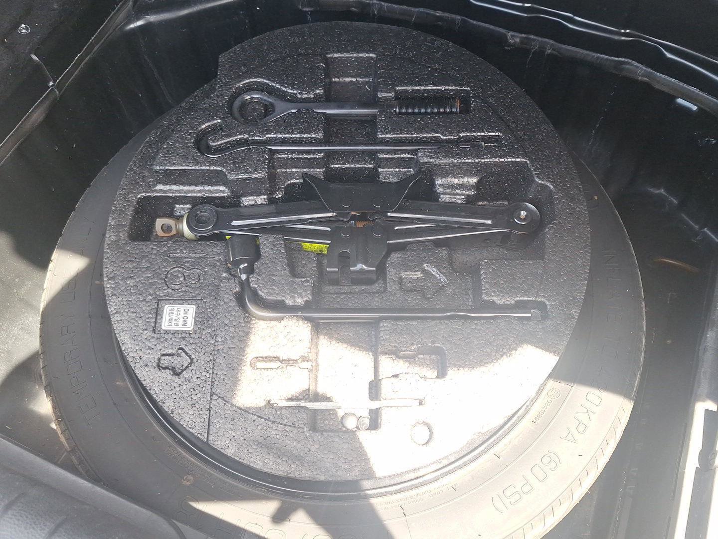 Used 2017 Genesis G80 3.8 RWD image 15