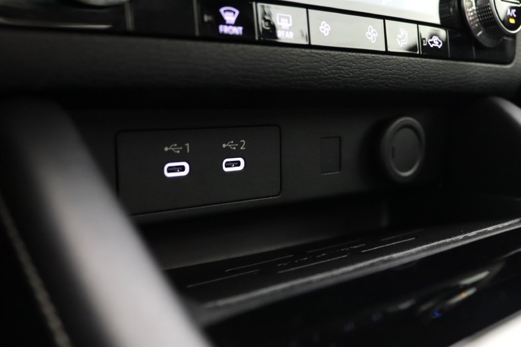 Used 2026 Mitsubishi Outlander AWD image 32
