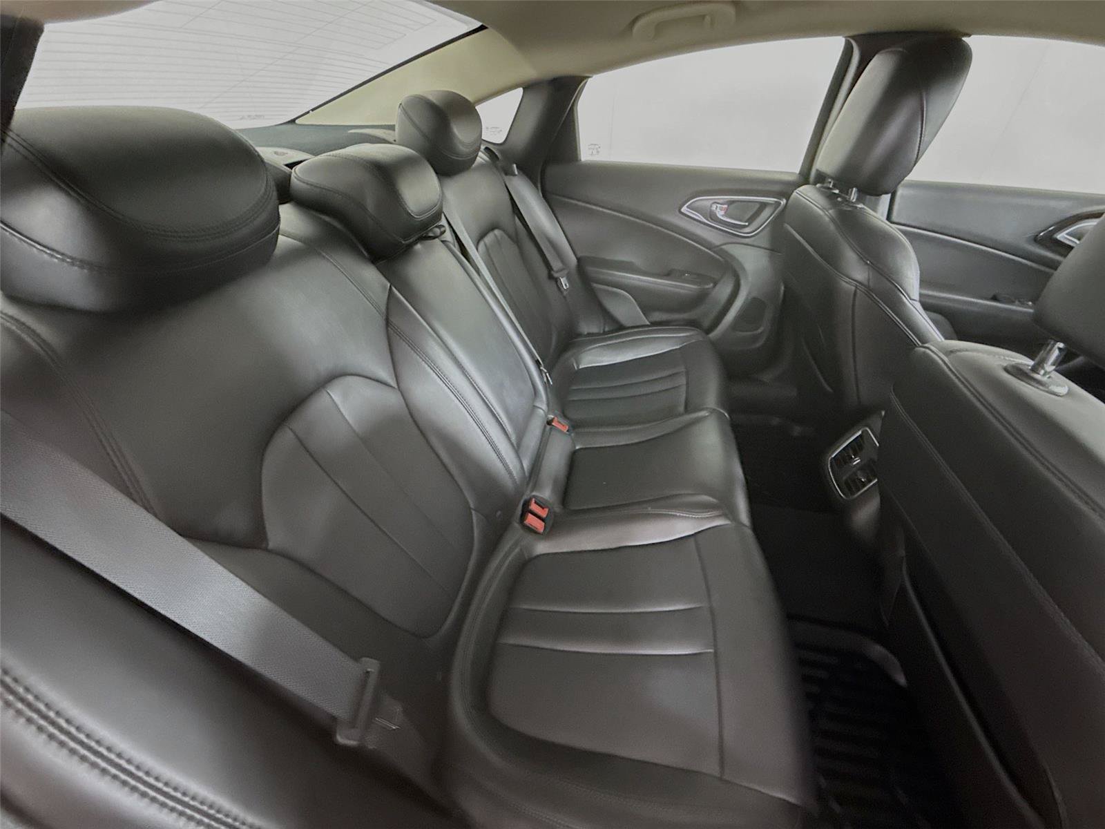 Used 2015 Chrysler 200 C w/ Navigation & Sound Group I FWD image 27