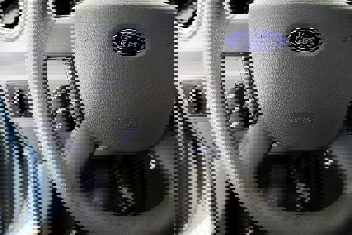 Used 2012 Ford Transit Connect XLT Premium image 21