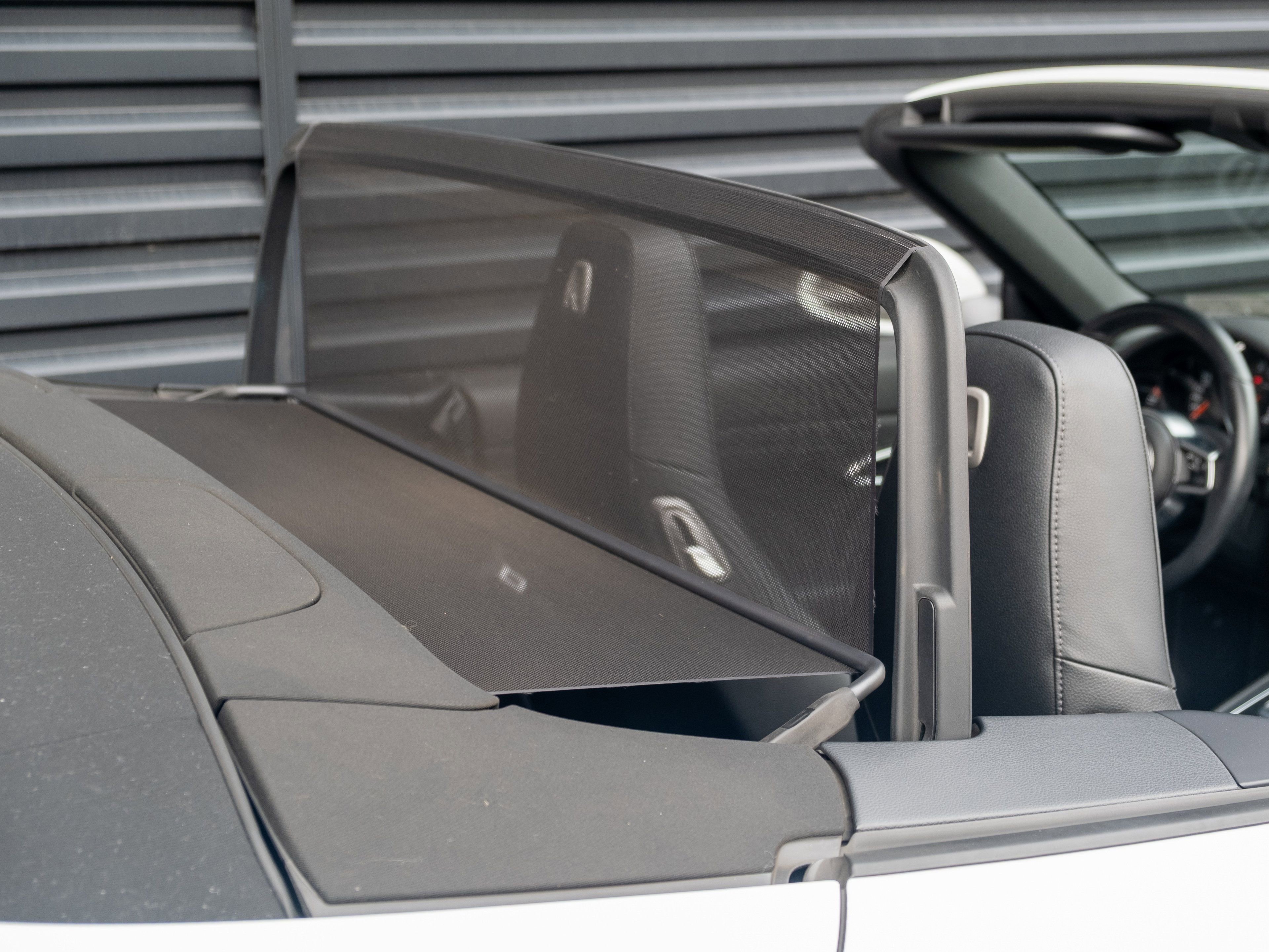 Certified 2017 Porsche 911 Carrera RWD image 36