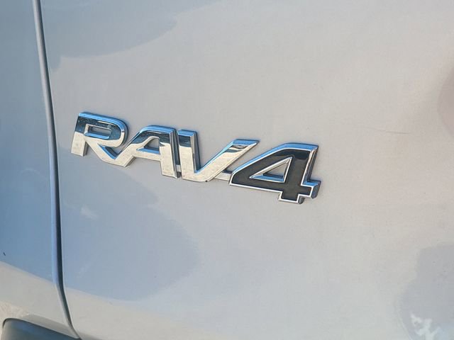 Used 2024 Toyota RAV4 XLE image 10