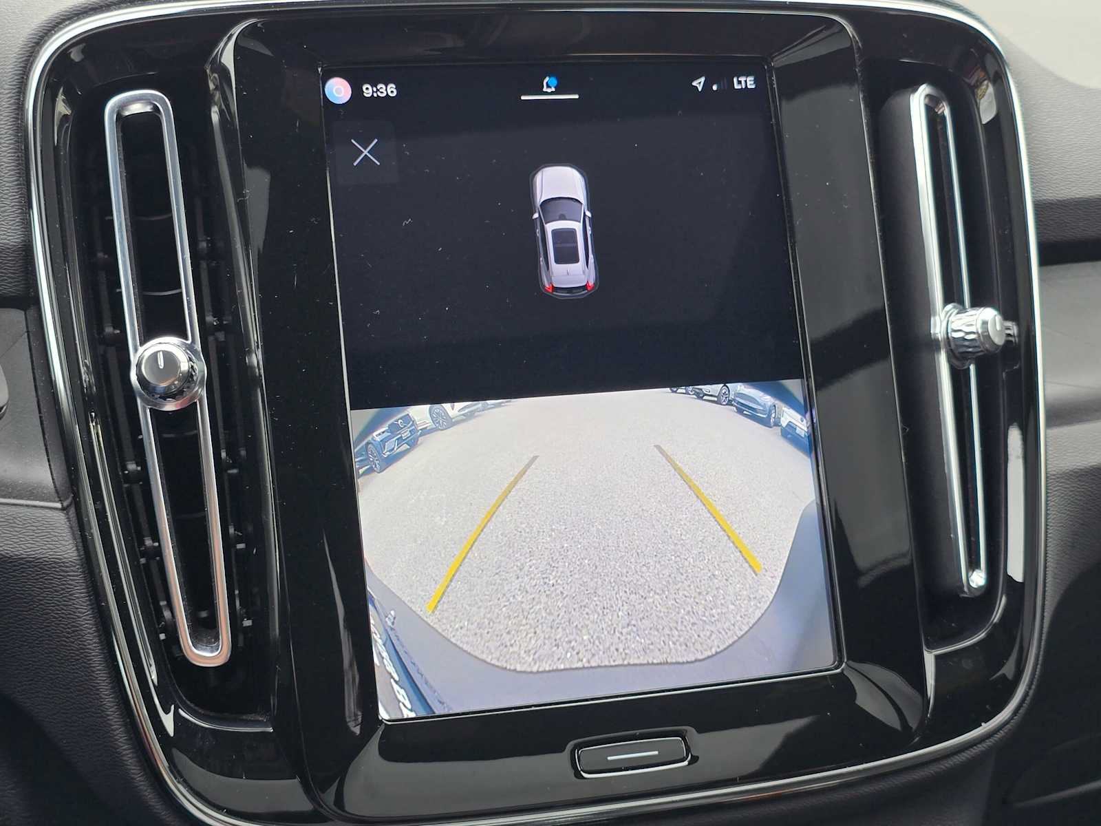 Certified 2023 Volvo XC40 Recharge Ultimate AWD/4WD image 27