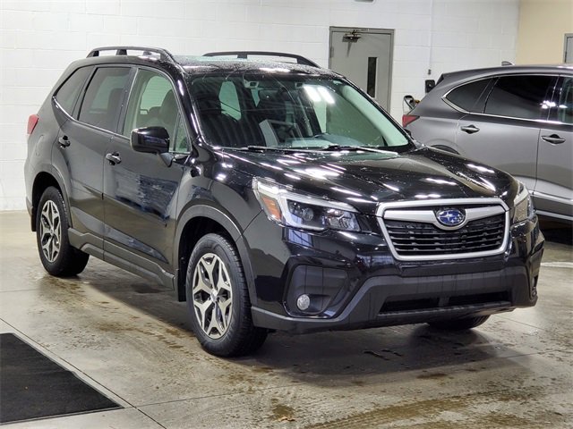 Used 2021 Subaru Forester Premium image 3