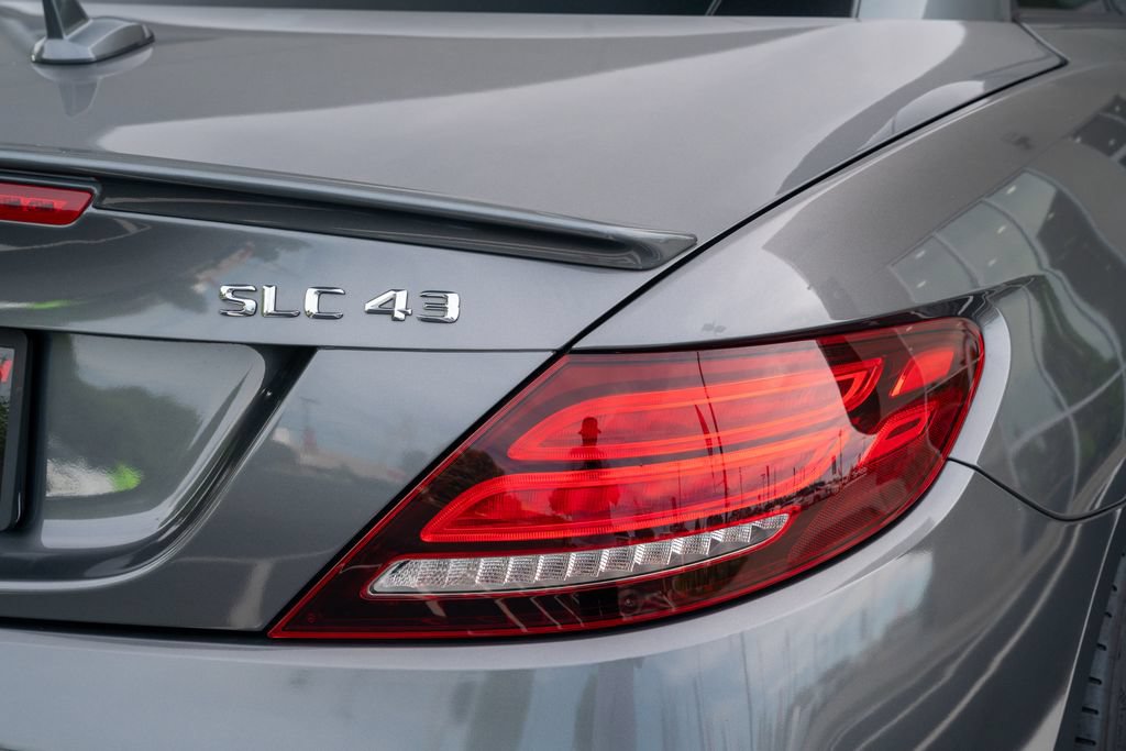 Used 2017 Mercedes-Benz SLC 43 AMG w/ Premium 3 Package image 16