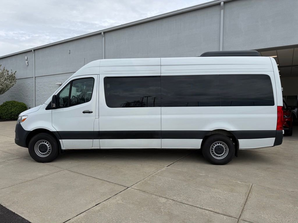 Used 2025 Mercedes-Benz Sprinter 2500 image 10