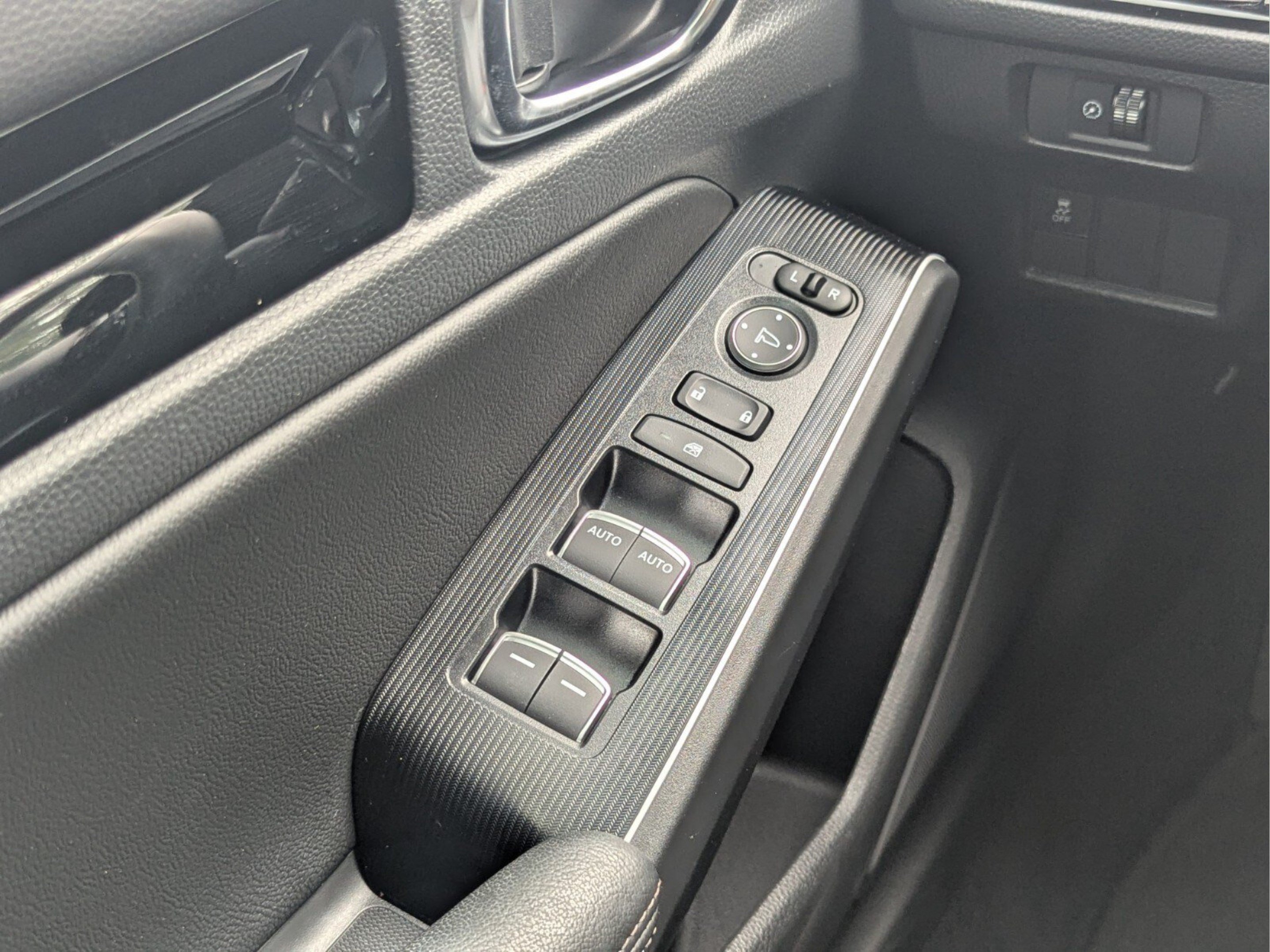 Used 2025 Honda Civic Sport Touring image 16