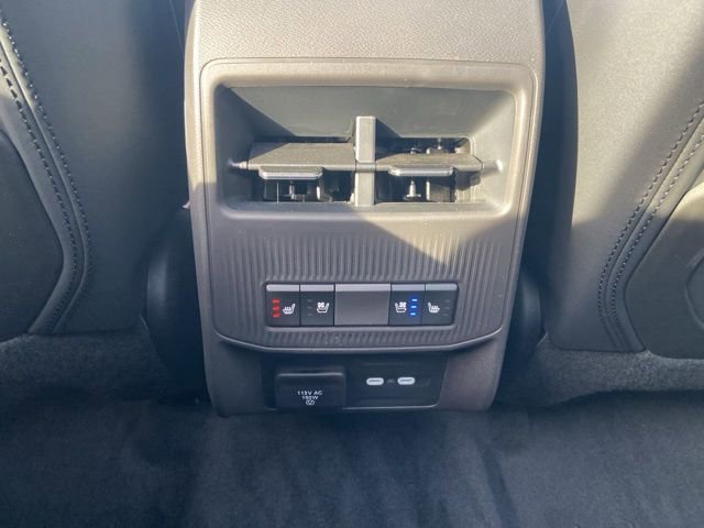 Used 2024 Jeep Wagoneer Launch Edition image 16