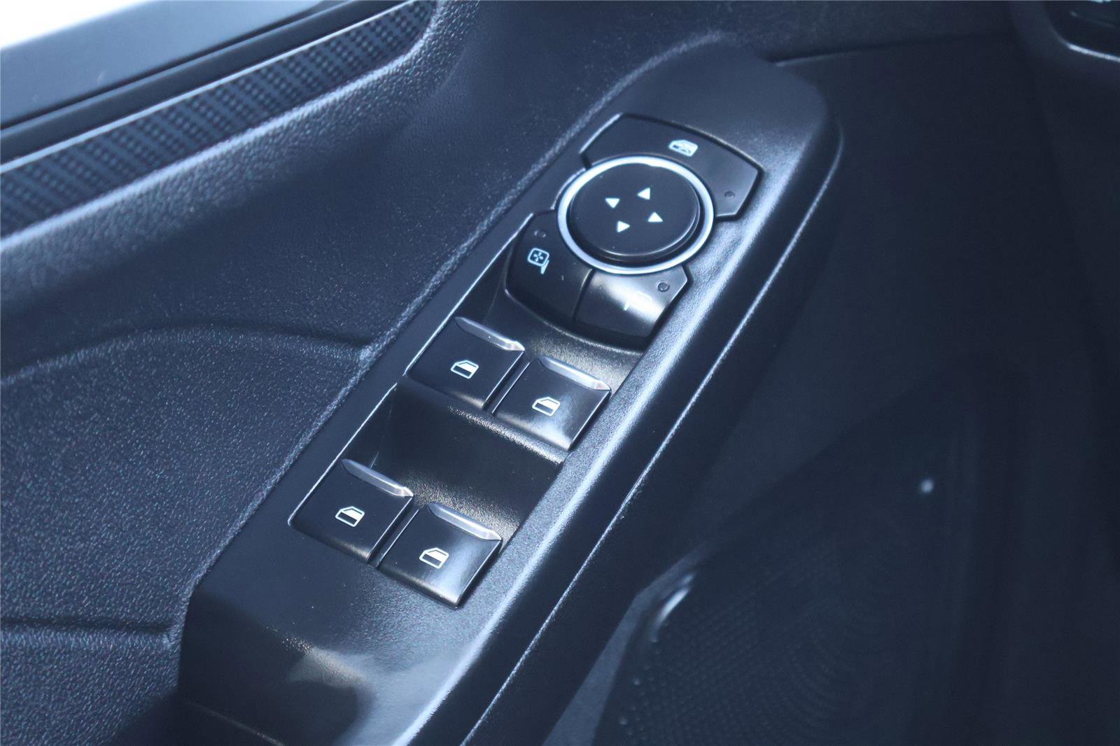 Used 2024 Ford Escape ST-Line w/ Equipment Group 301A image 15