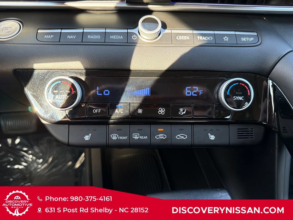 Used 2025 Hyundai Elantra SEL FWD image 22