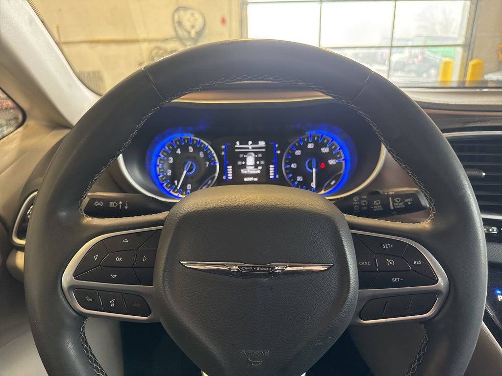 Used 2023 Chrysler Voyager LX image 18