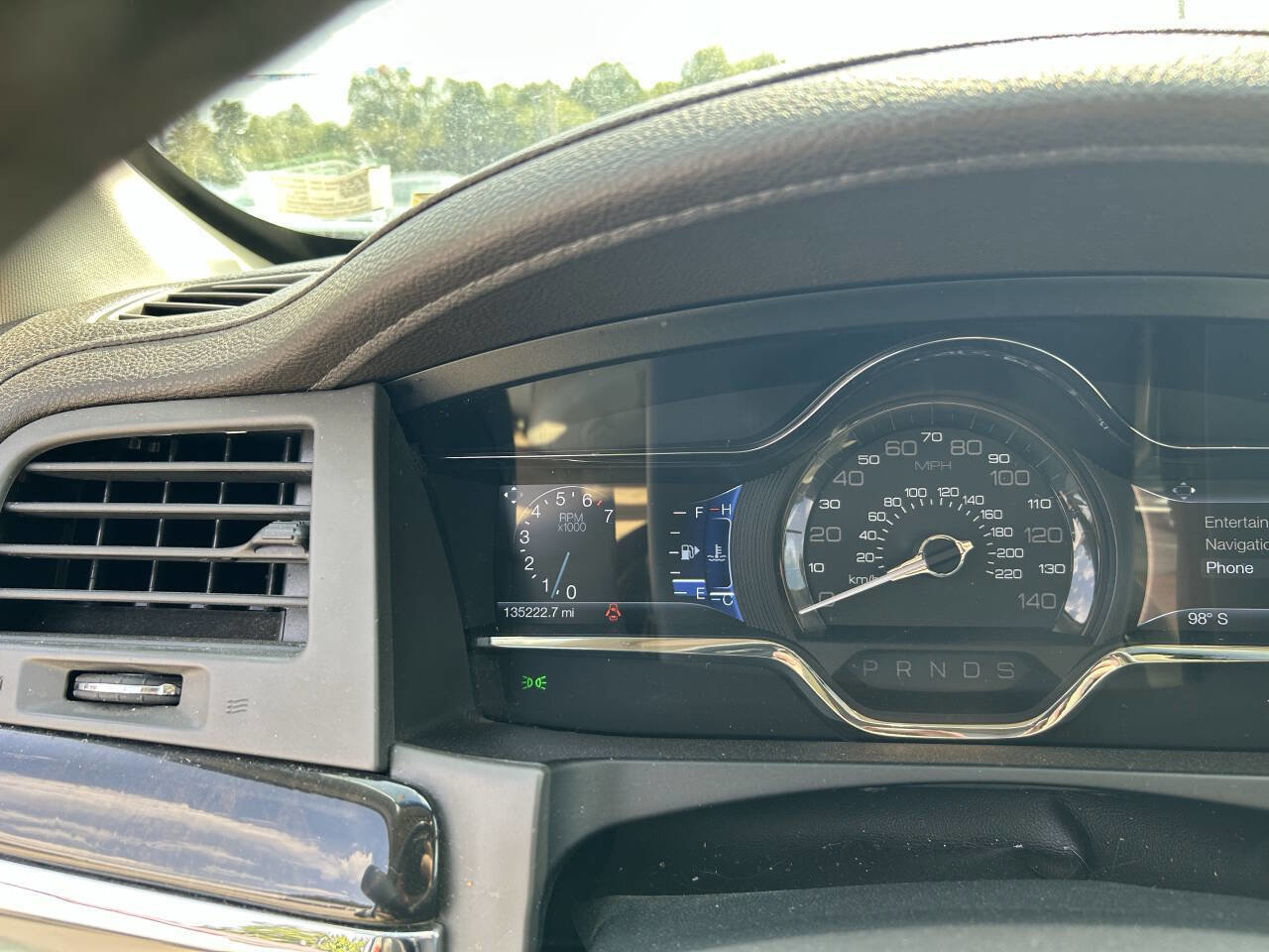 Used 2014 Lincoln MKS FWD image 12