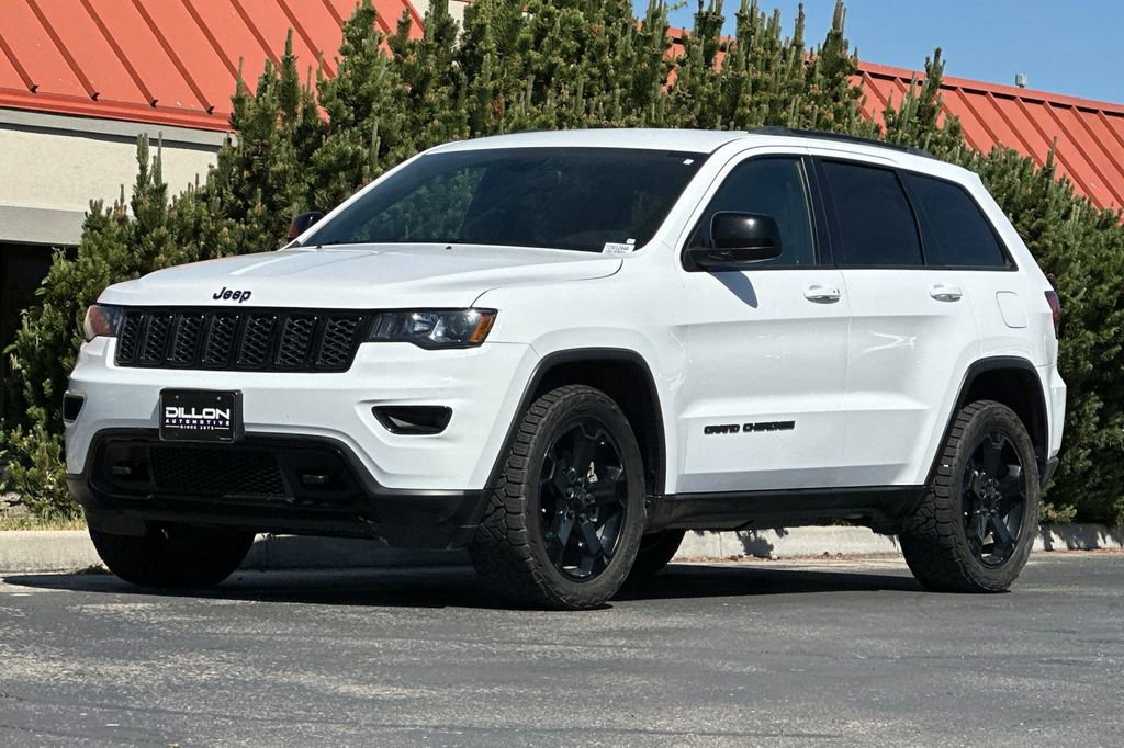 Used 2018 Jeep Grand Cherokee Laredo AWD/4WD image 8