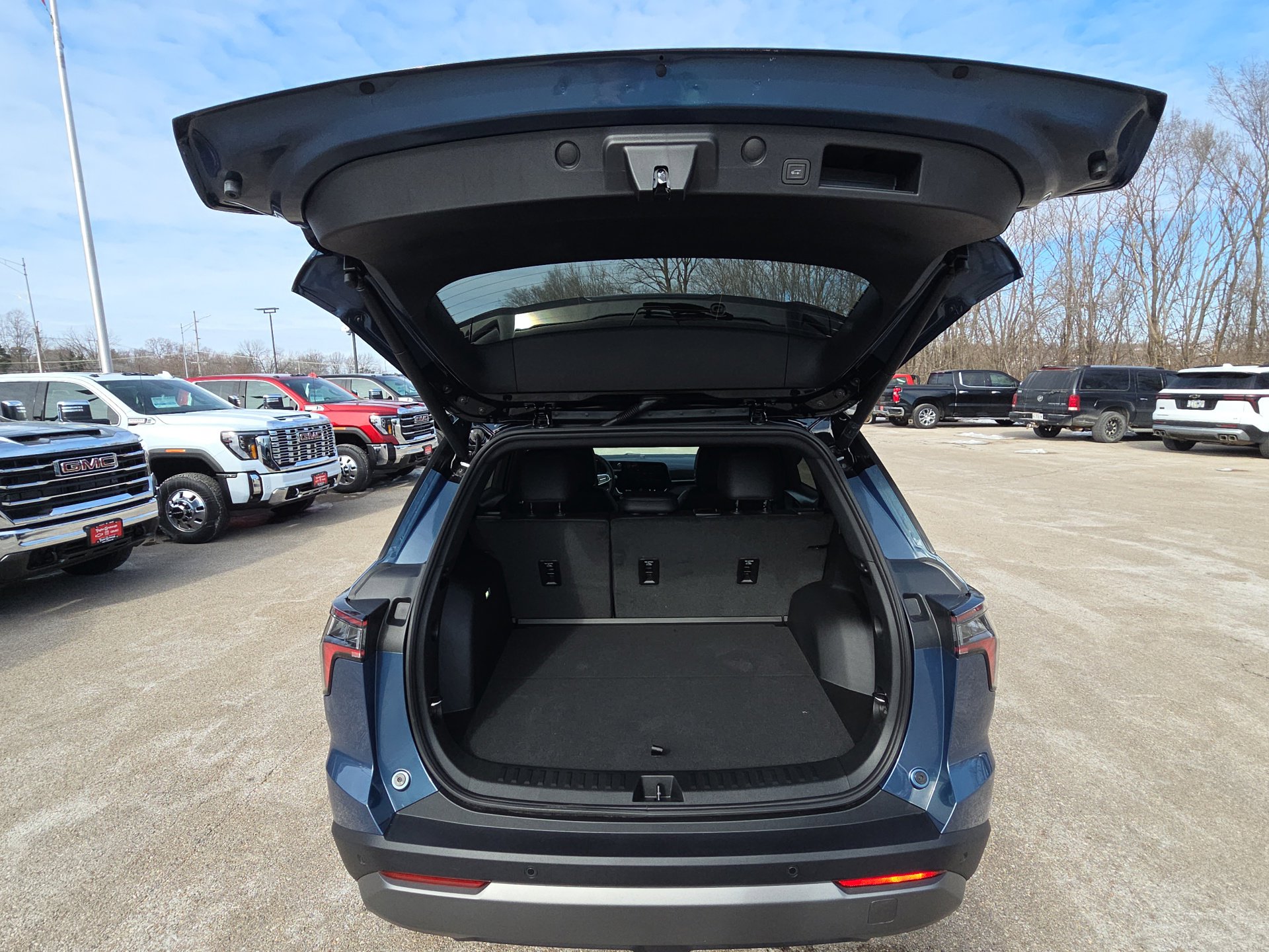 New 2026 Chevrolet Equinox LT w/ Convenience Package II image 31