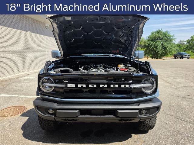 Certified 2025 Ford Bronco Outer Banks AWD/4WD image 23