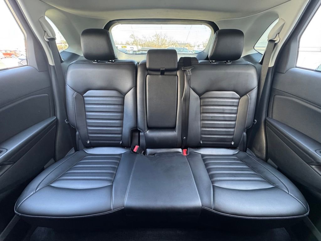 Used 2024 Ford Edge SEL w/ Convenience Package image 28