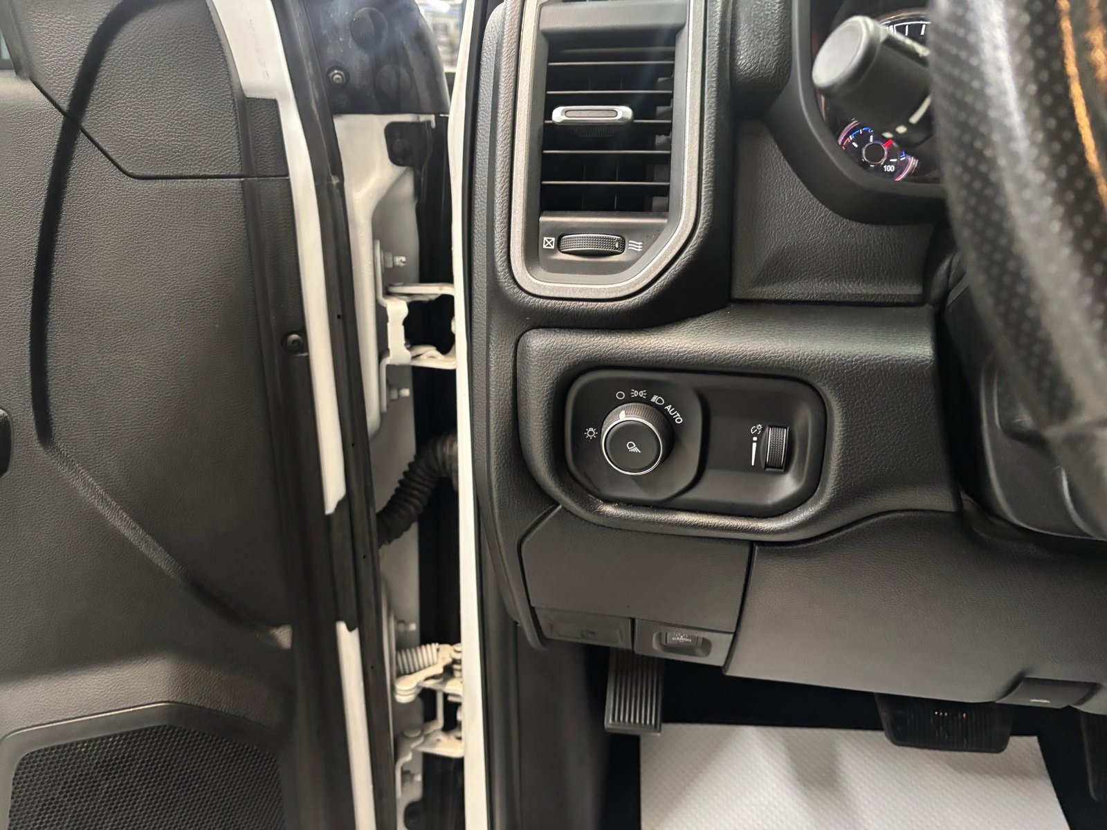 Used 2021 RAM 2500 Tradesman image 16