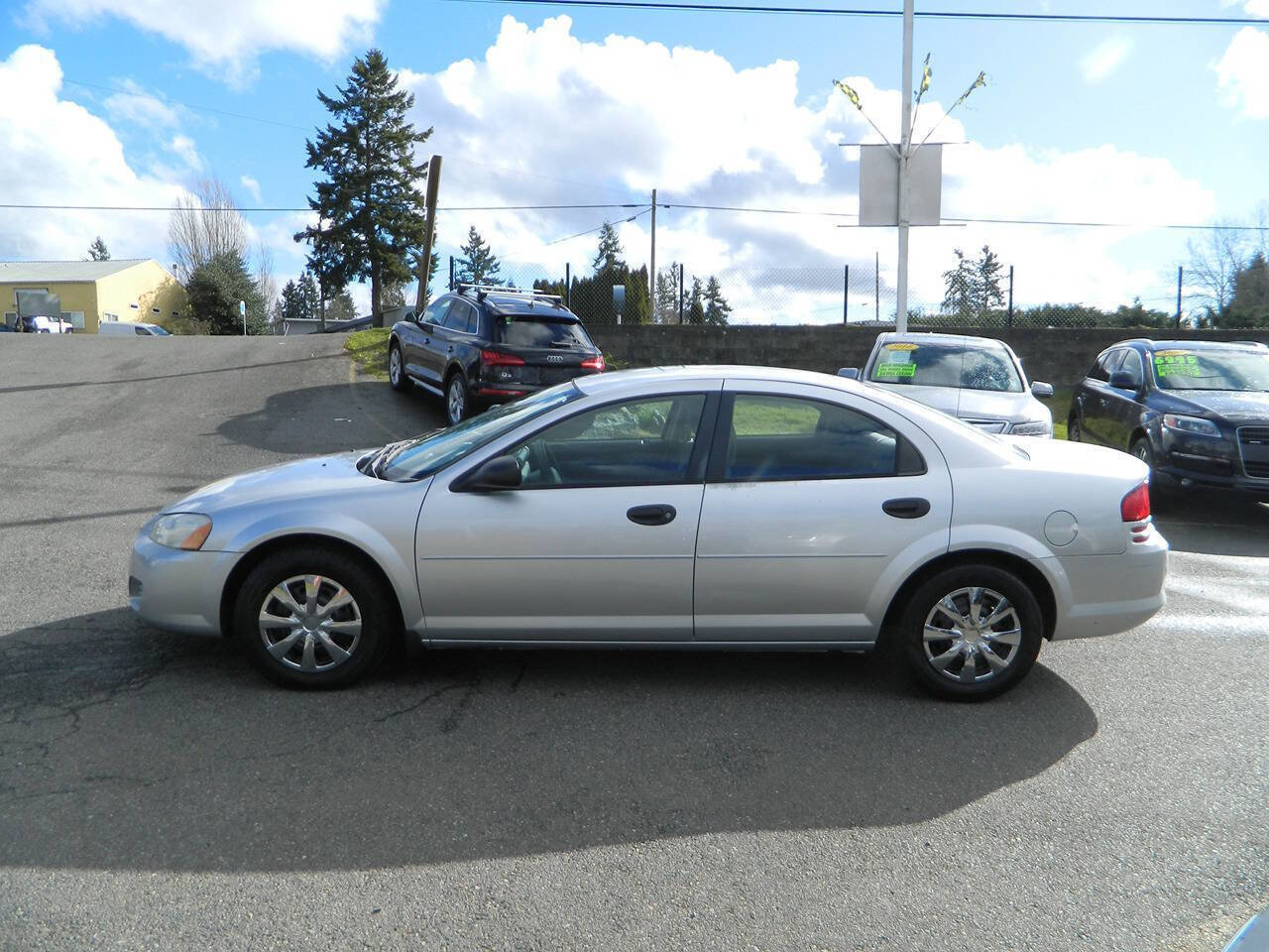 Used 2004 Dodge Stratus SE image 5