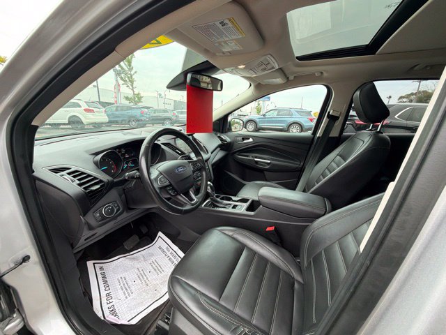 Used 2018 Ford Escape SEL w/ Ford Safe & Smart Package AWD/4WD image 27