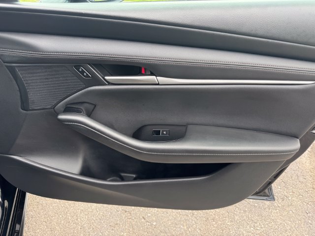 Used 2025 MAZDA MAZDA3 s Sport FWD image 13