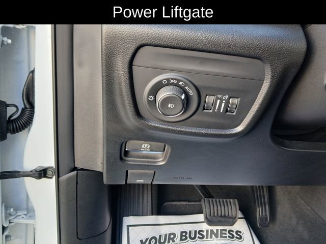 New 2025 Jeep Grand Cherokee L Limited w/ Luxury Tech Group II image 25