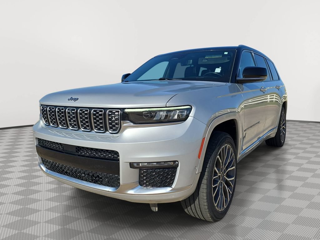 Used 2021 Jeep Grand Cherokee L Summit AWD/4WD image 3
