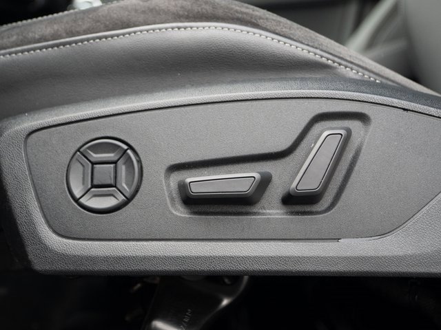 Used 2020 Audi Q3 2.0T Prestige w/ Prestige Package image 20