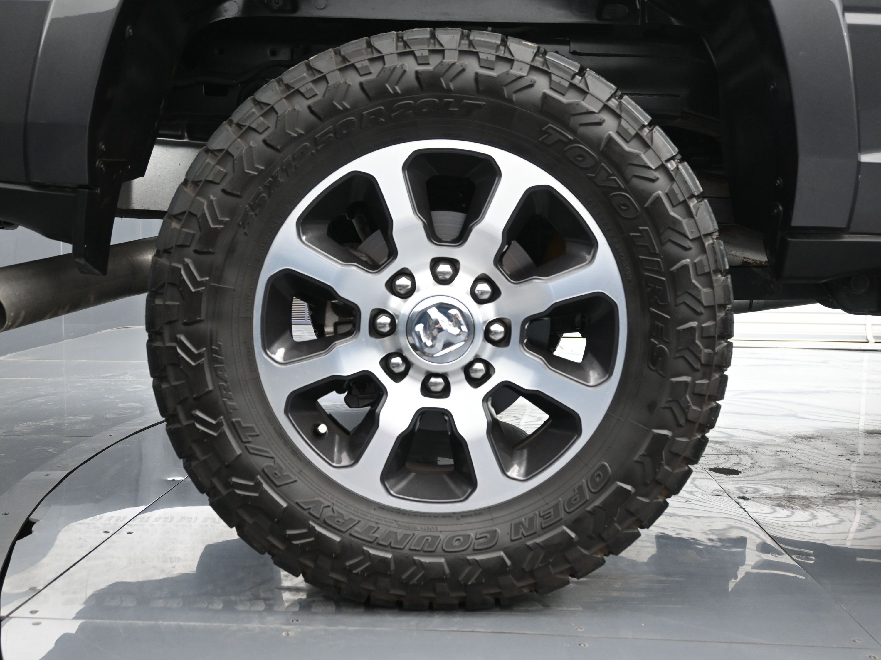 Used 2023 RAM 2500 Limited image 18