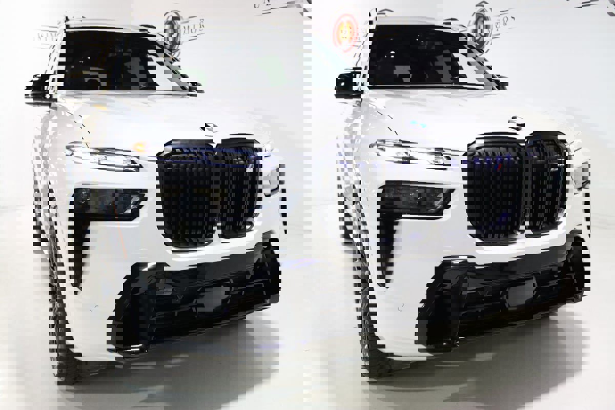 Used 2024 BMW X7 M60i image 25