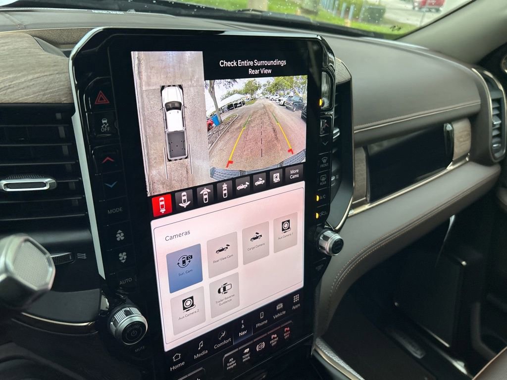 Used 2025 RAM 2500 Limited image 10