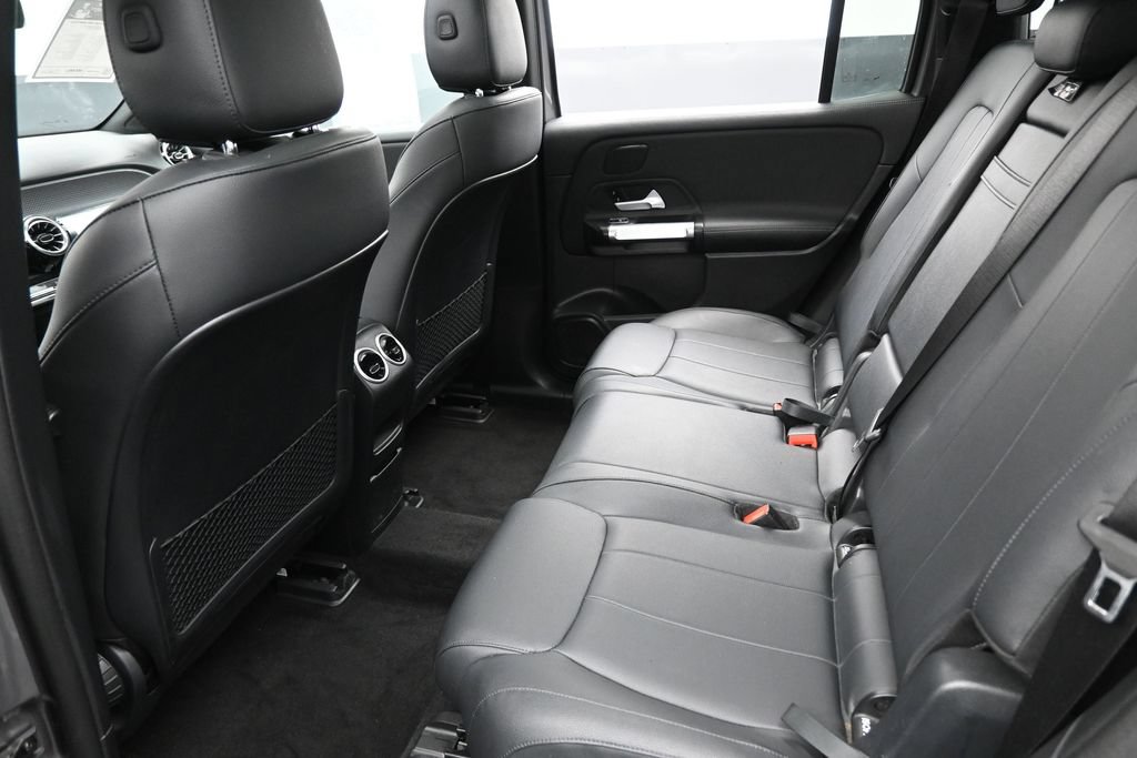 Used 2022 Mercedes-Benz EQB 350 4MATIC image 28