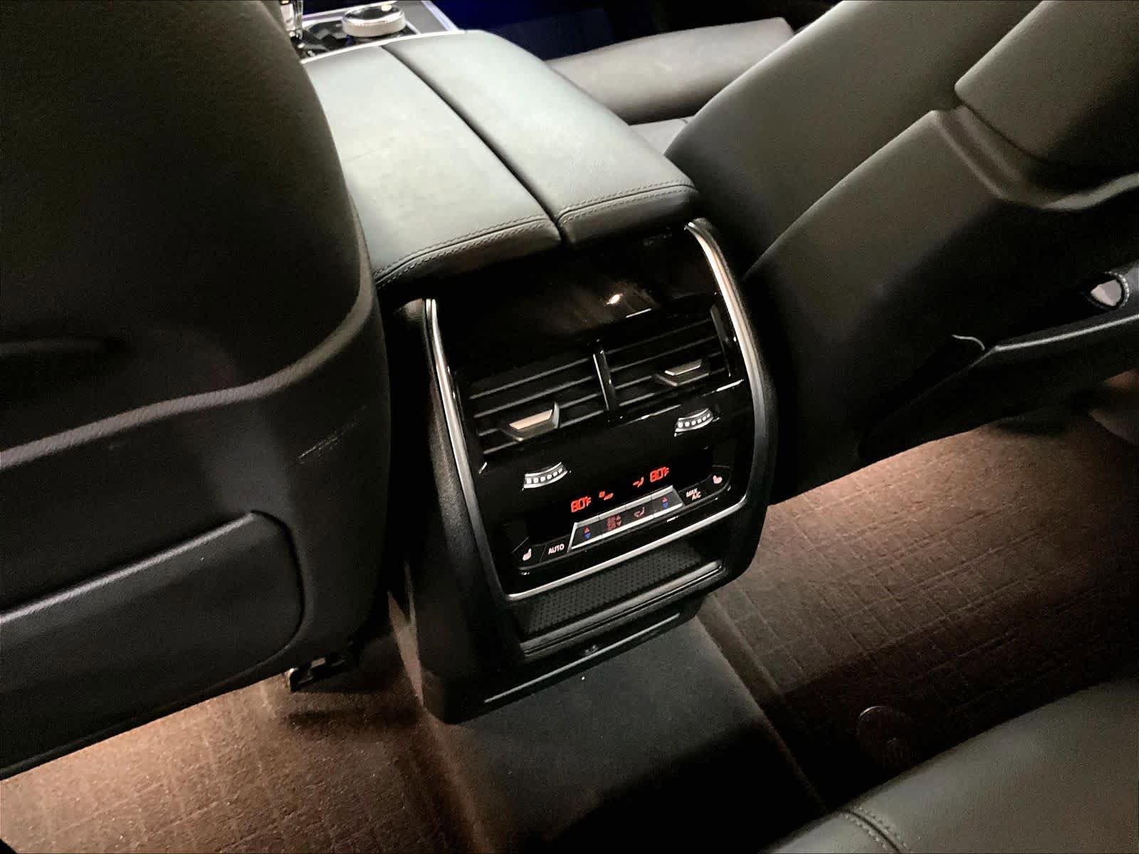 Used 2022 BMW X5 M50i w/ Executive Package AWD/4WD image 36
