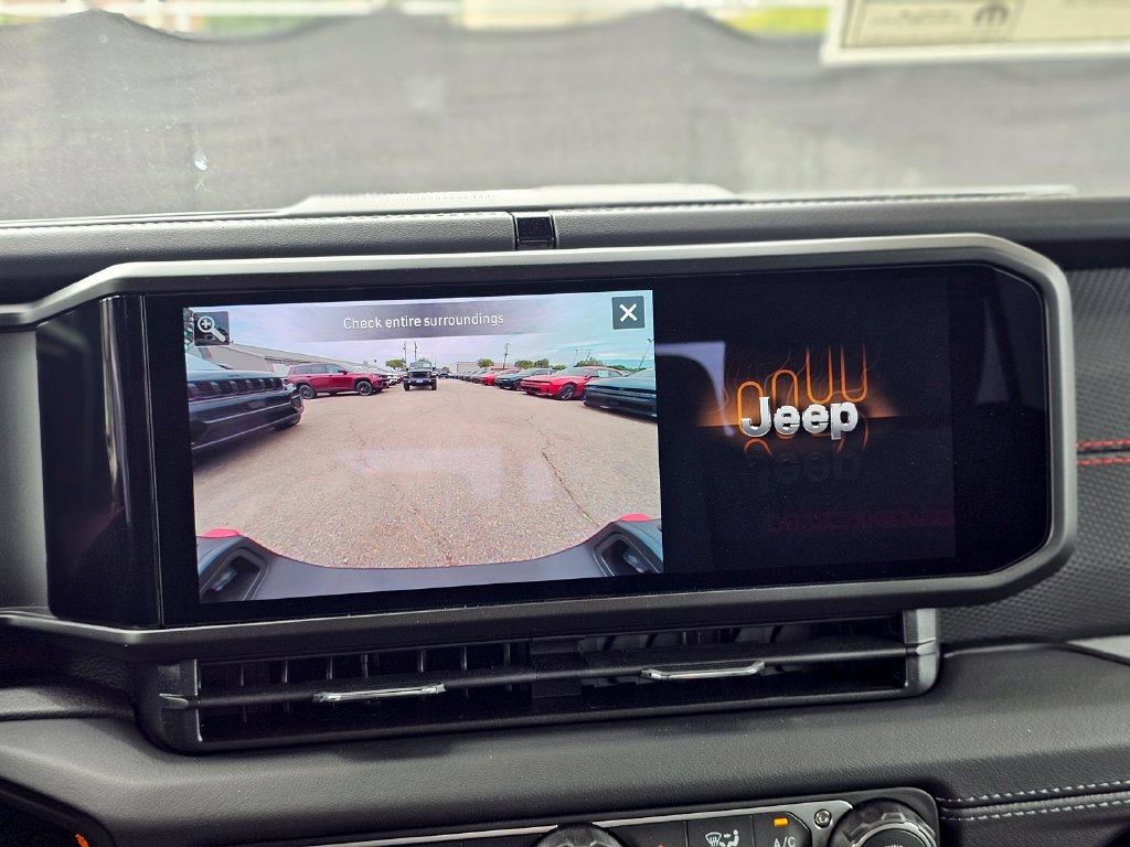New 2026 Jeep Gladiator Rubicon AWD/4WD image 13