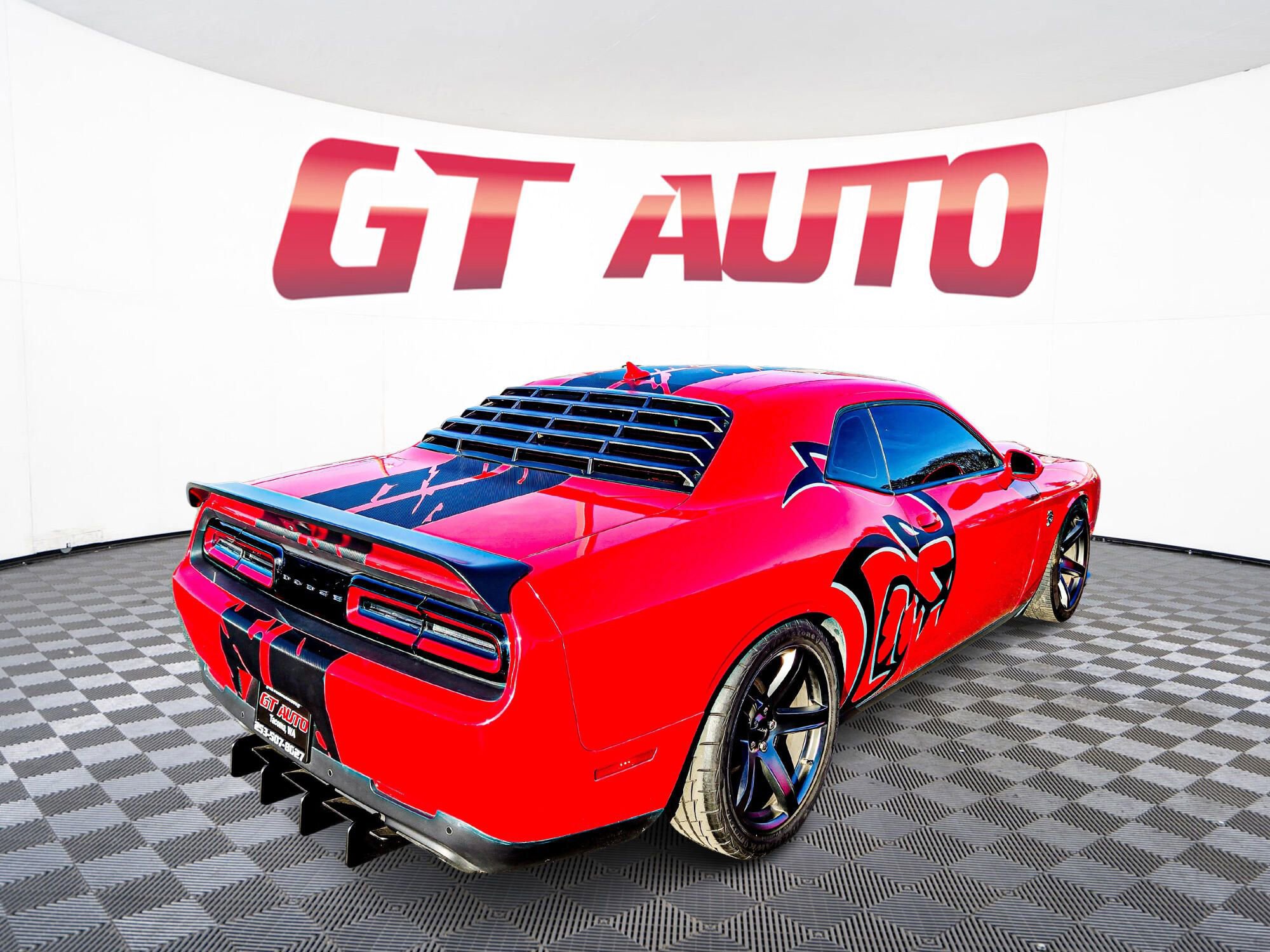 Used 2019 Dodge Challenger SRT Hellcat Redeye image 7