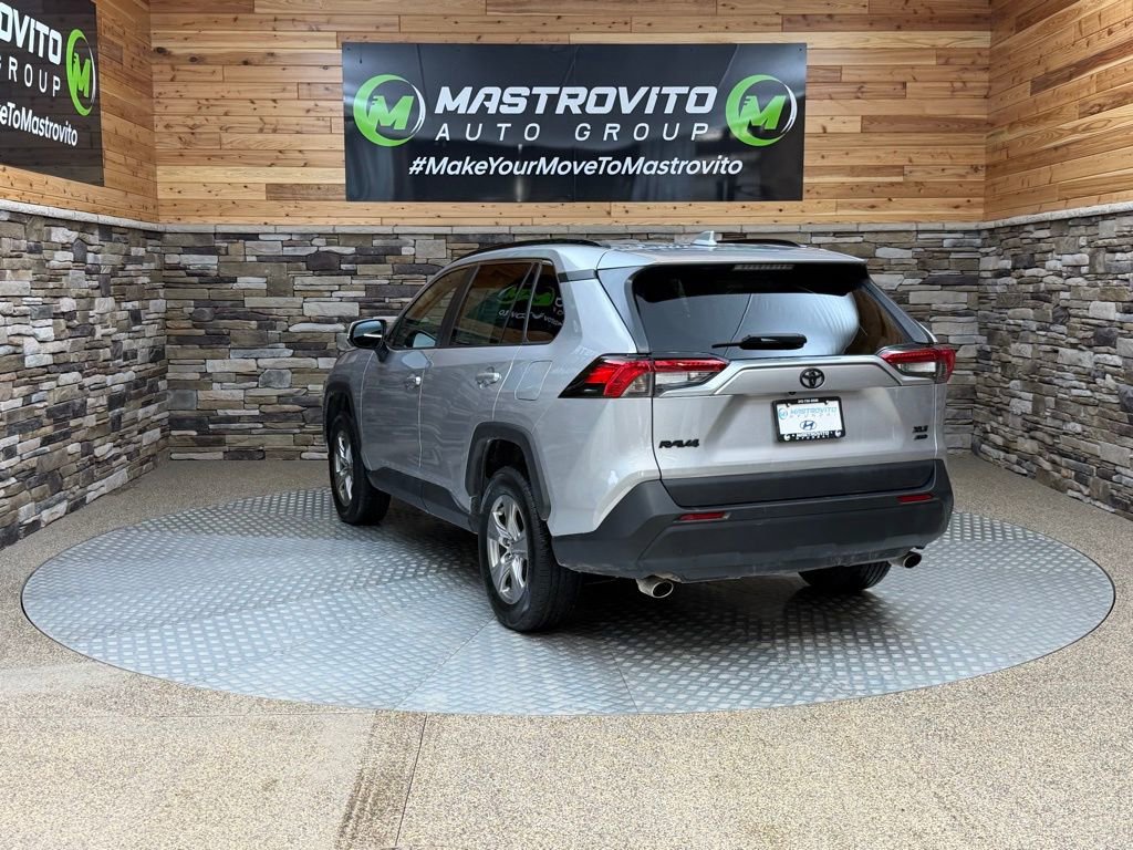 Used 2022 Toyota RAV4 XLE image 7