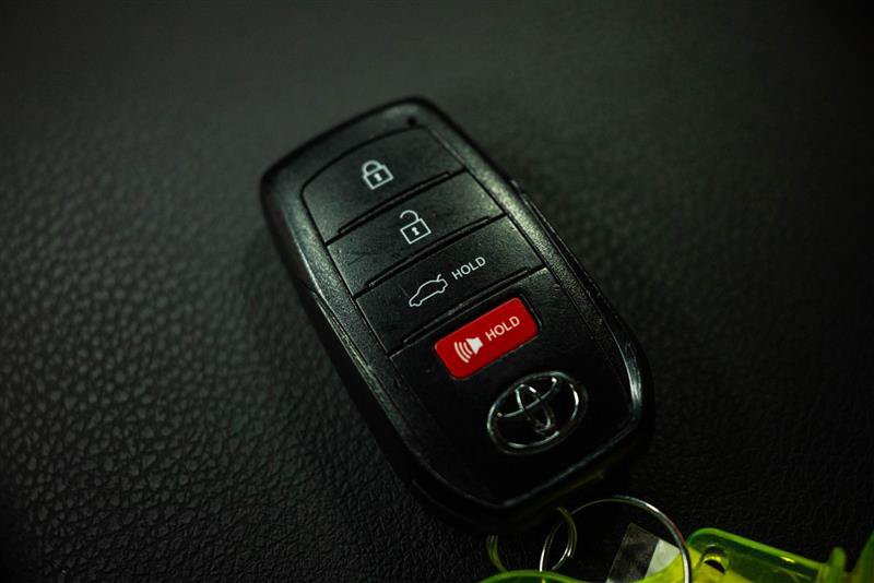 Used 2025 Toyota Camry SE w/ Multimedia Upgrade Package FWD image 22