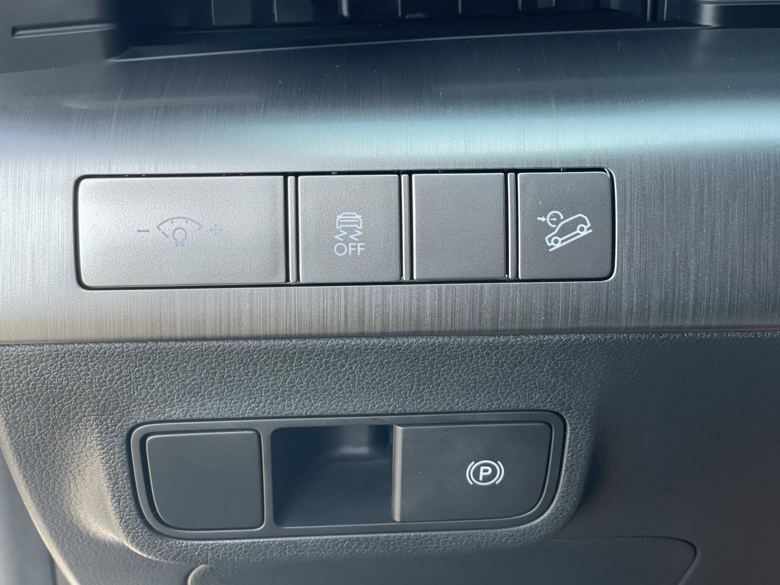 Certified 2025 Hyundai Kona SEL image 17